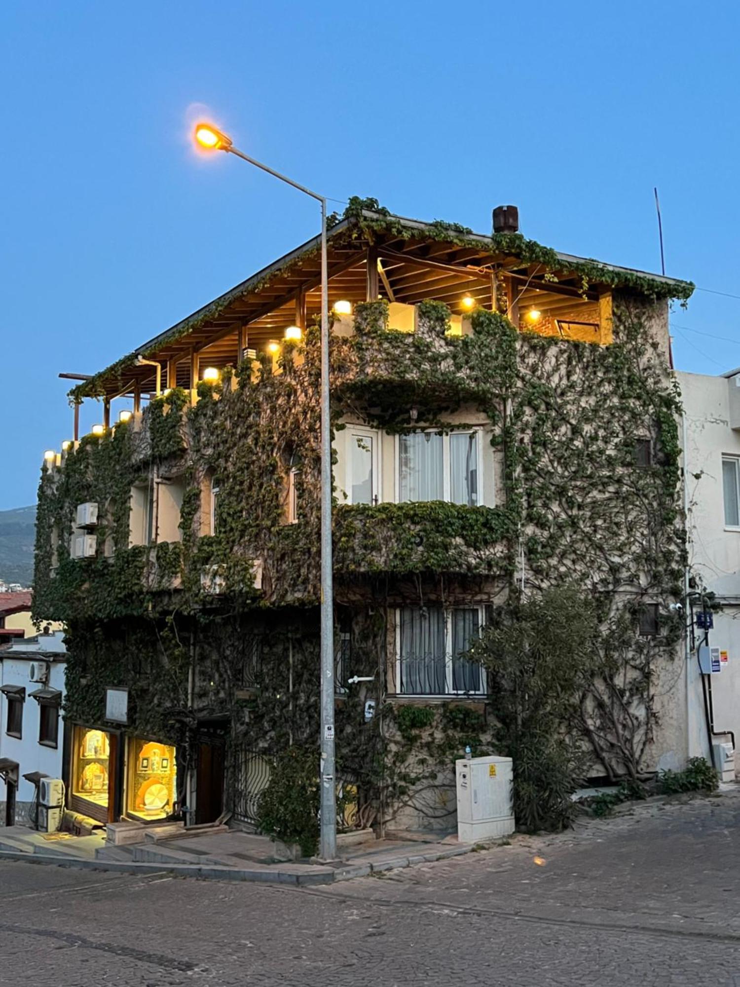סלצ'וק Hotel Bella מראה חיצוני תמונה